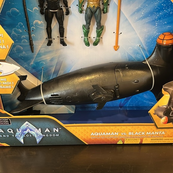 Aquaman vs Black Manta battle set toy - Picture 4 of 6